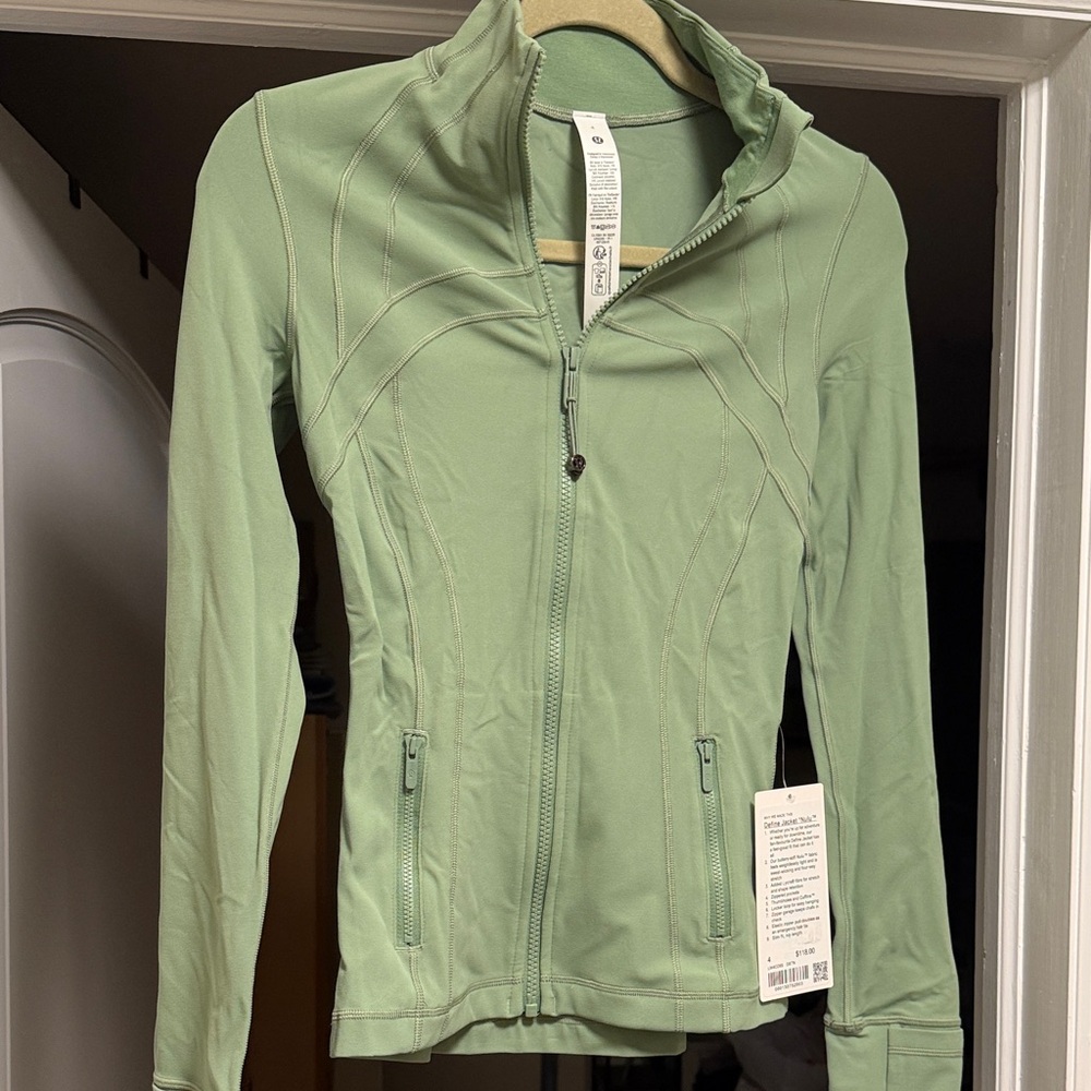 Lululemon Athletica Light Sage Green Utility Jacket